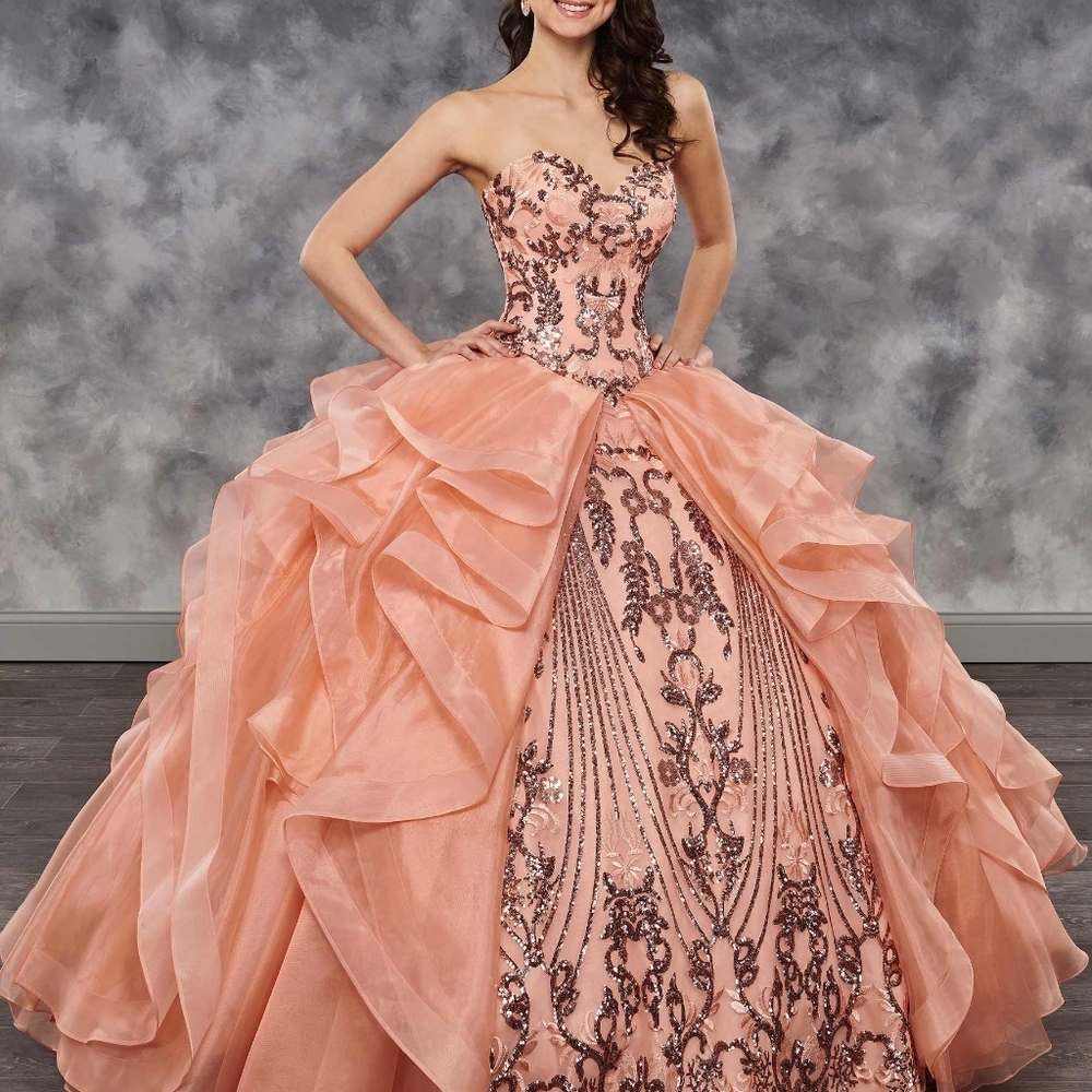 Quinceaneras dresses
